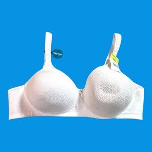 Vanity Fair White Lace Wireless Full Coverage Bra 42B Comfortable Supportive NEW